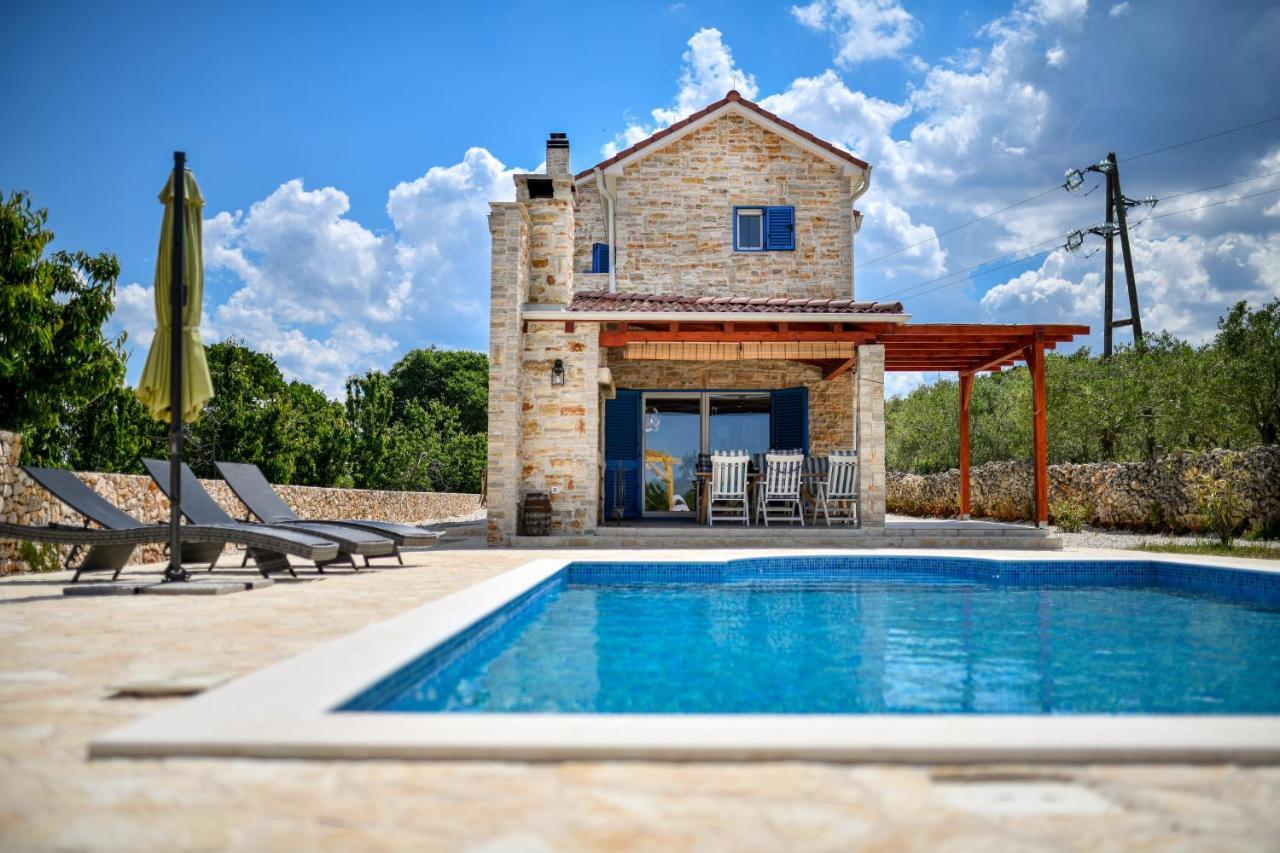 Villa Padelin Sukosan Exterior photo