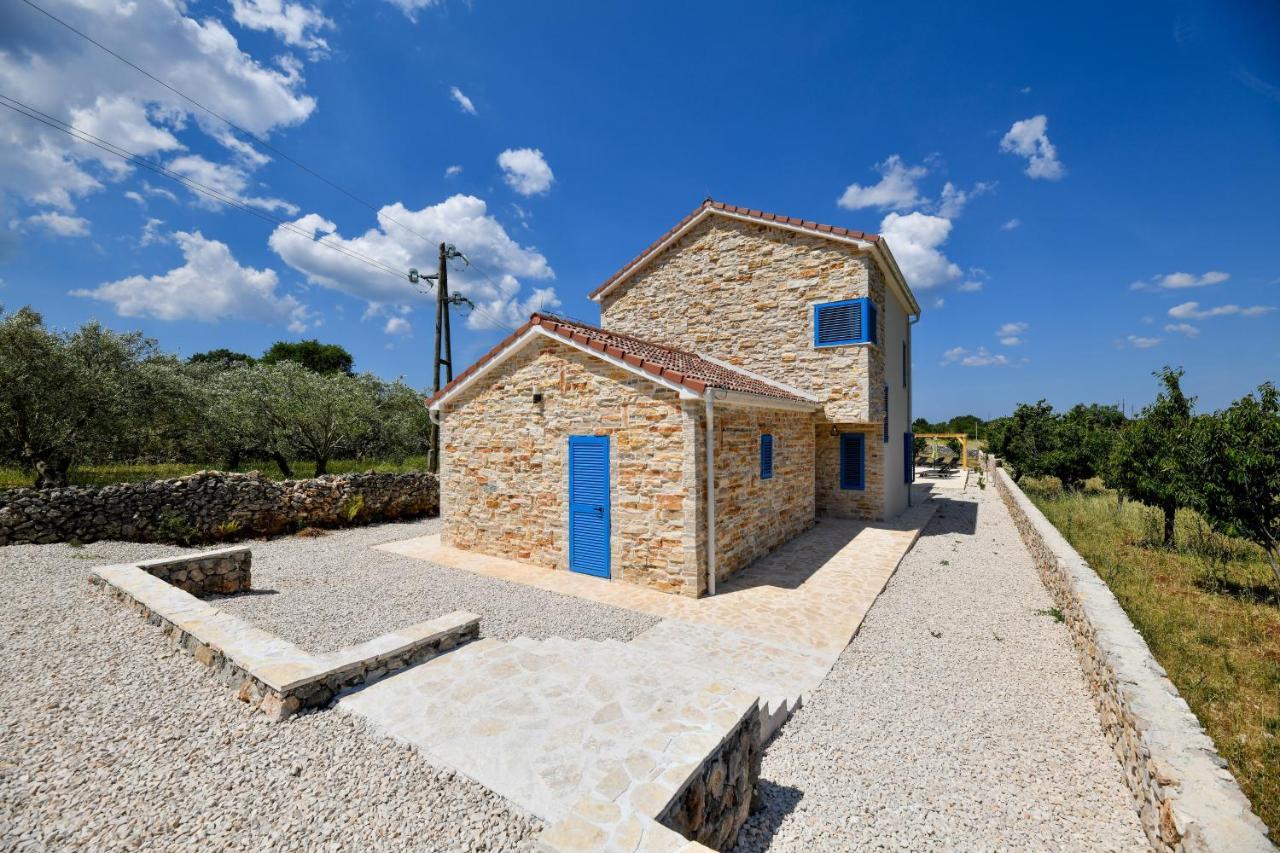 Villa Padelin Sukosan Exterior photo